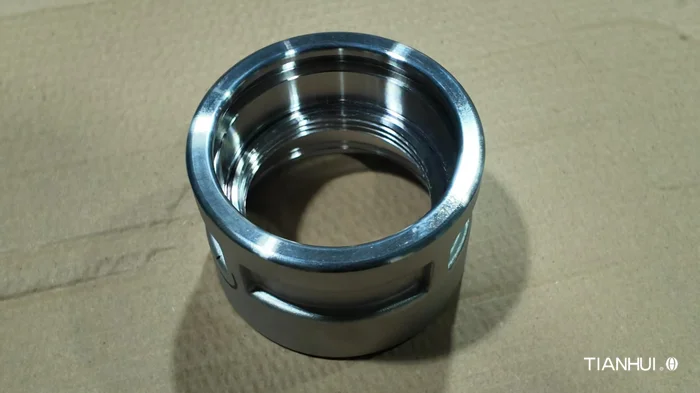 Log 4 : 2000 Stainless Steel Investment Cast Pipe Fittings Shipped to Japan