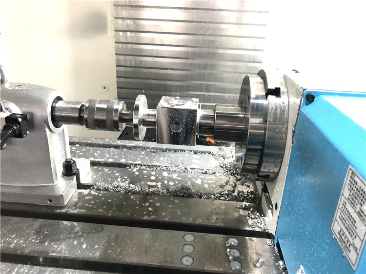 Two New High-Precision 4-Axis CNC Machining Centers Added(Image2) Four-axis CNC machining centers and sample parts - 2